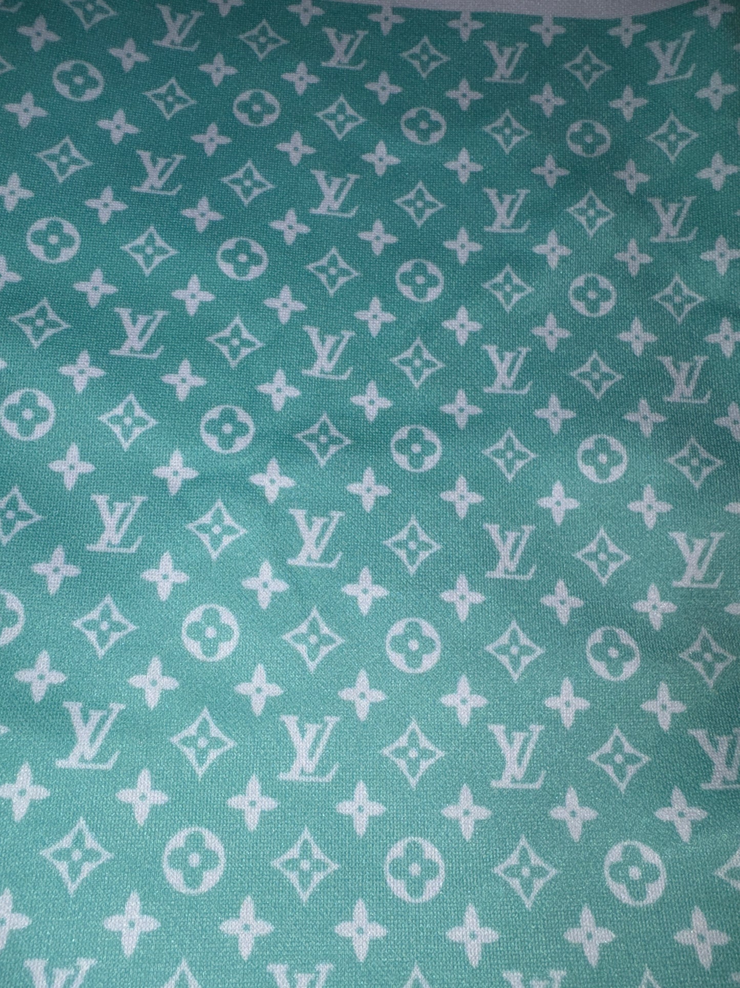 Teal LV