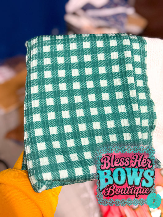Christmas Waved green gingham
