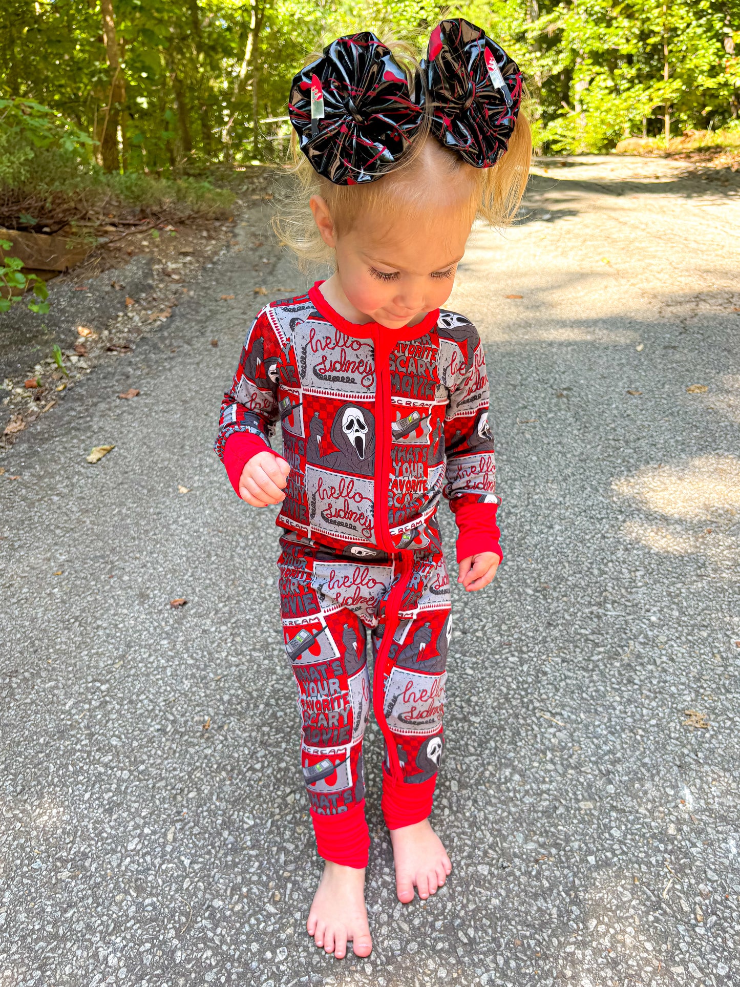 Black plastic- SEE DESCRIPTION