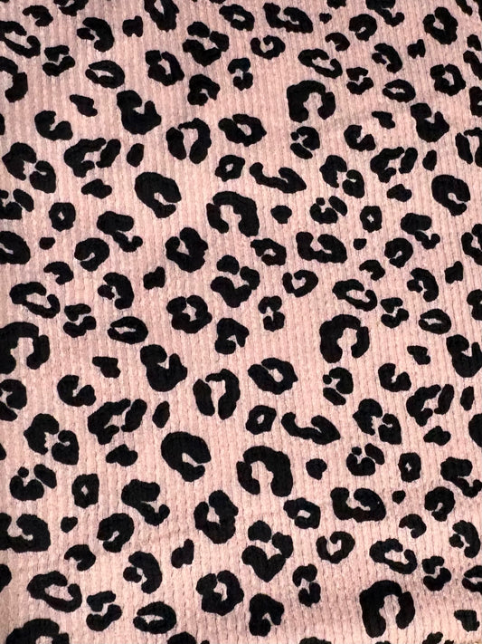 Light pink leopard waved