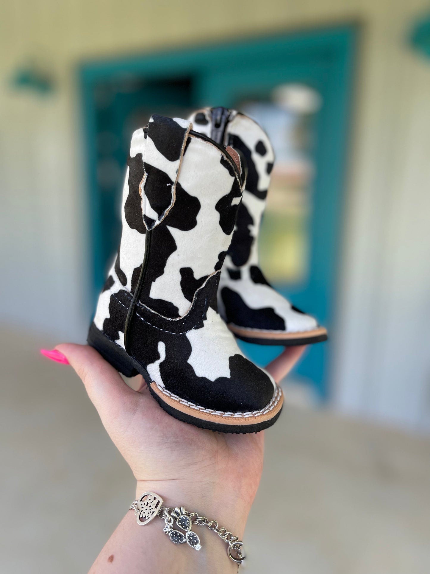 AS-IS Black Cow Tanner Mark Boots (READ DESCRIPTION)